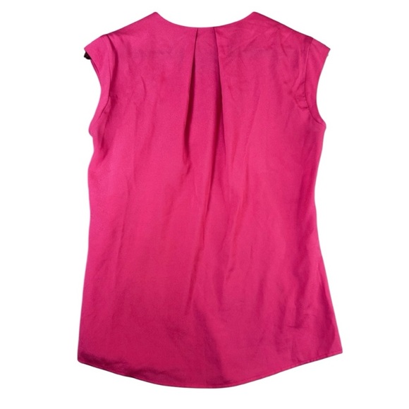 The Limited Red Capped Sleeve Blouse with Gold Clasp XS - Picture 8 of 10